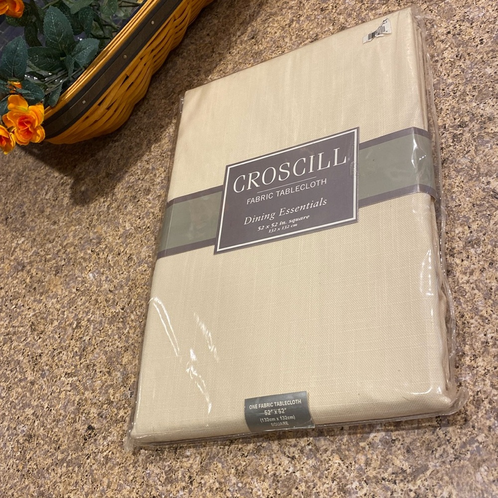 Croscill Home Fabric Tablecloth 52”x52” Square Cotton Polyester Blend Dining